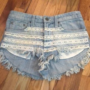 LF CARMAR Jean Shorts